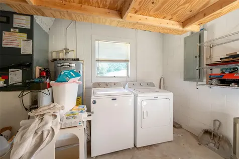 1868 NE 127th Place Anthony FL 32617