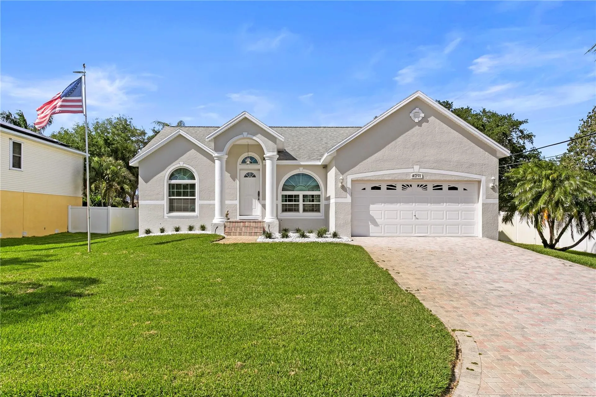 4291 53rd Avenue S St Petersburg FL 33711