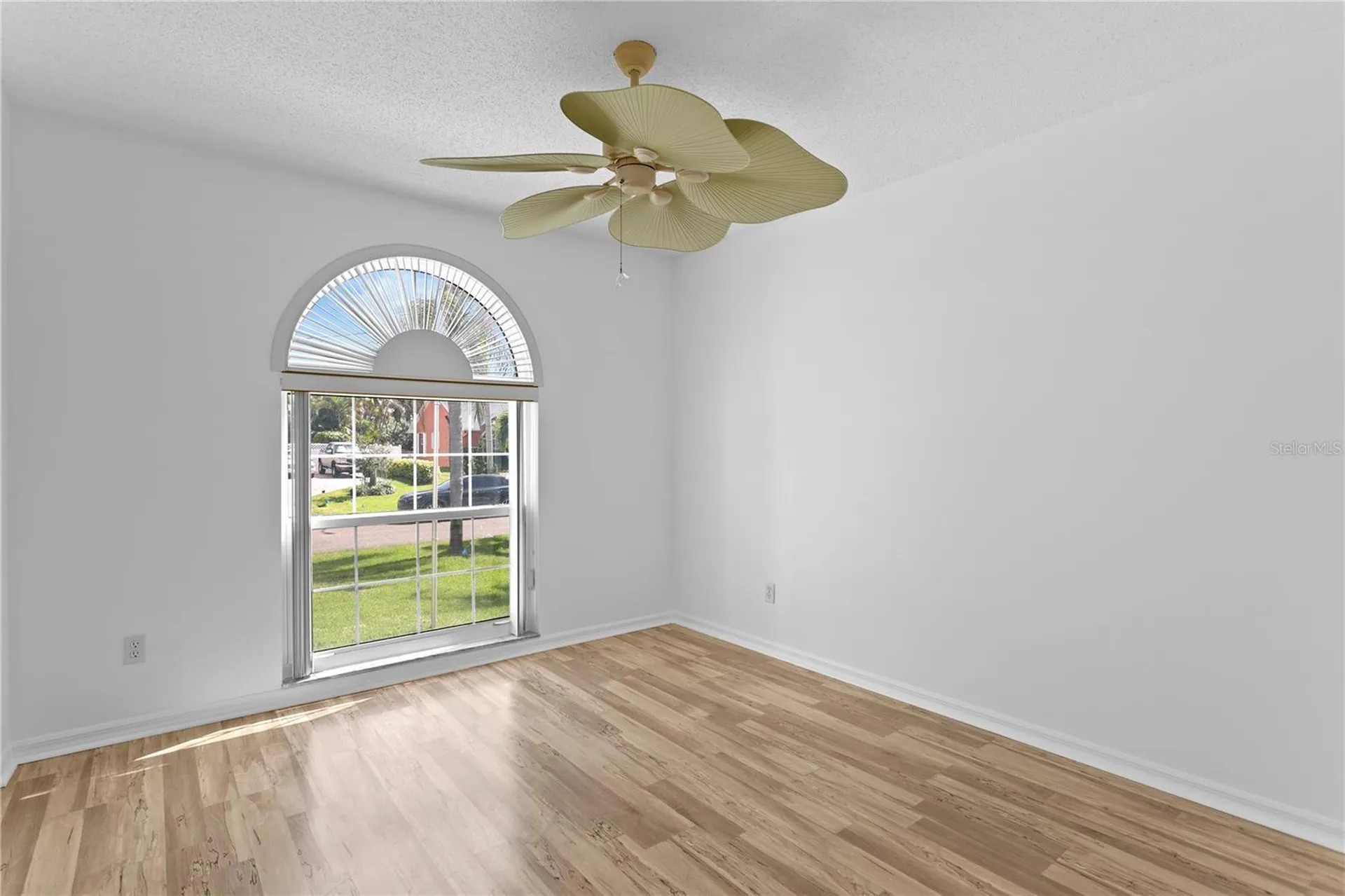 4291 53rd Avenue S St Petersburg FL 33711