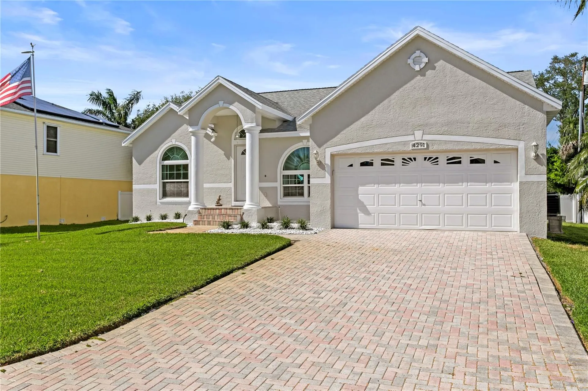4291 53rd Avenue S St Petersburg FL 33711