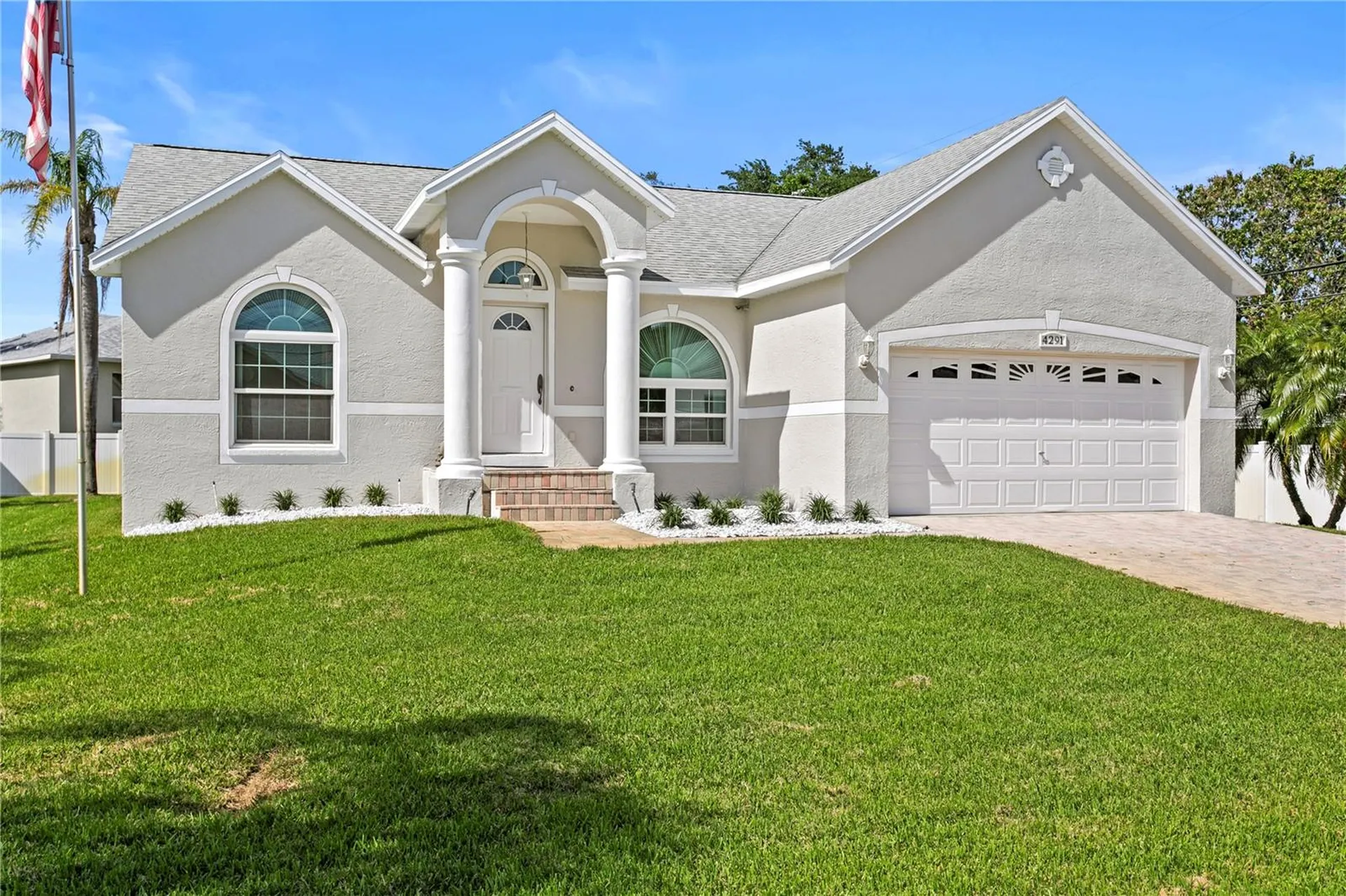 4291 53rd Avenue S St Petersburg FL 33711