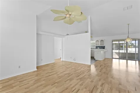 4291 53rd Avenue S St Petersburg FL 33711