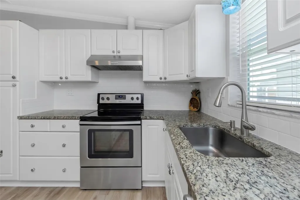 2921 Dupont Street S Gulfport FL 33707