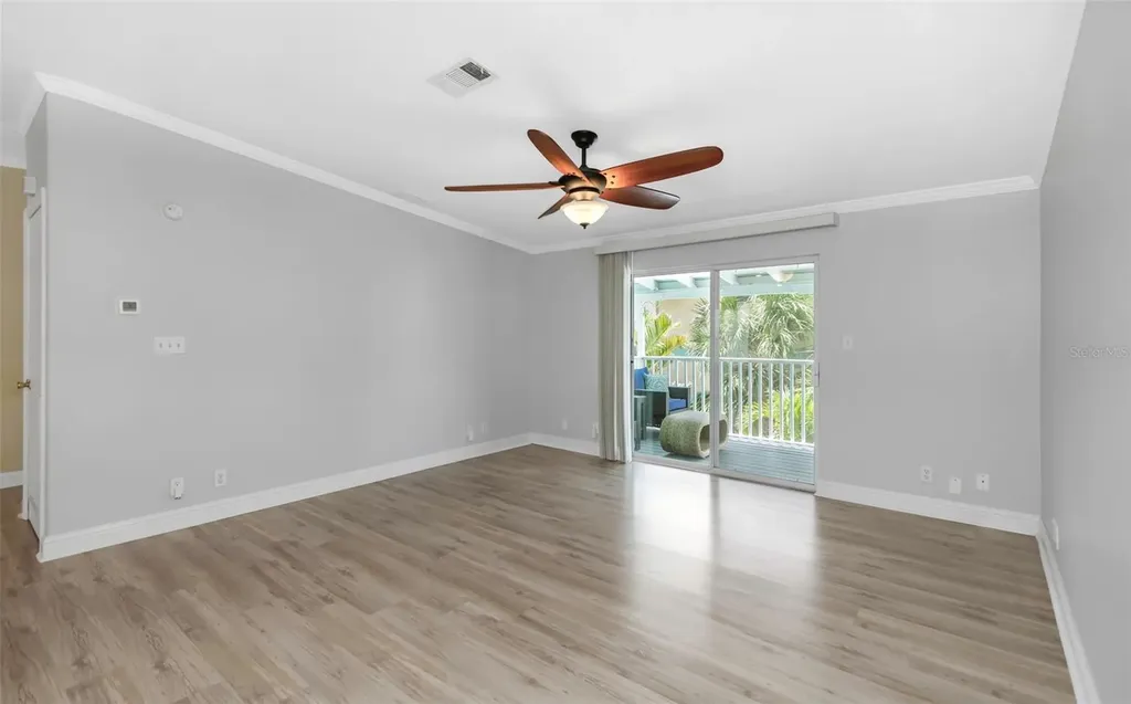 2921 Dupont Street S Gulfport FL 33707