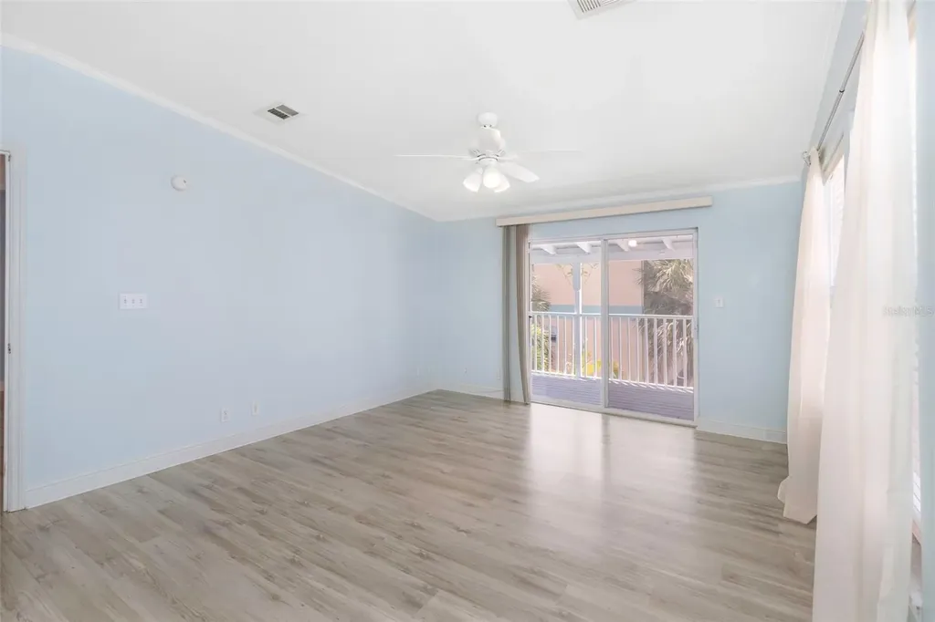 2921 Dupont Street S Gulfport FL 33707