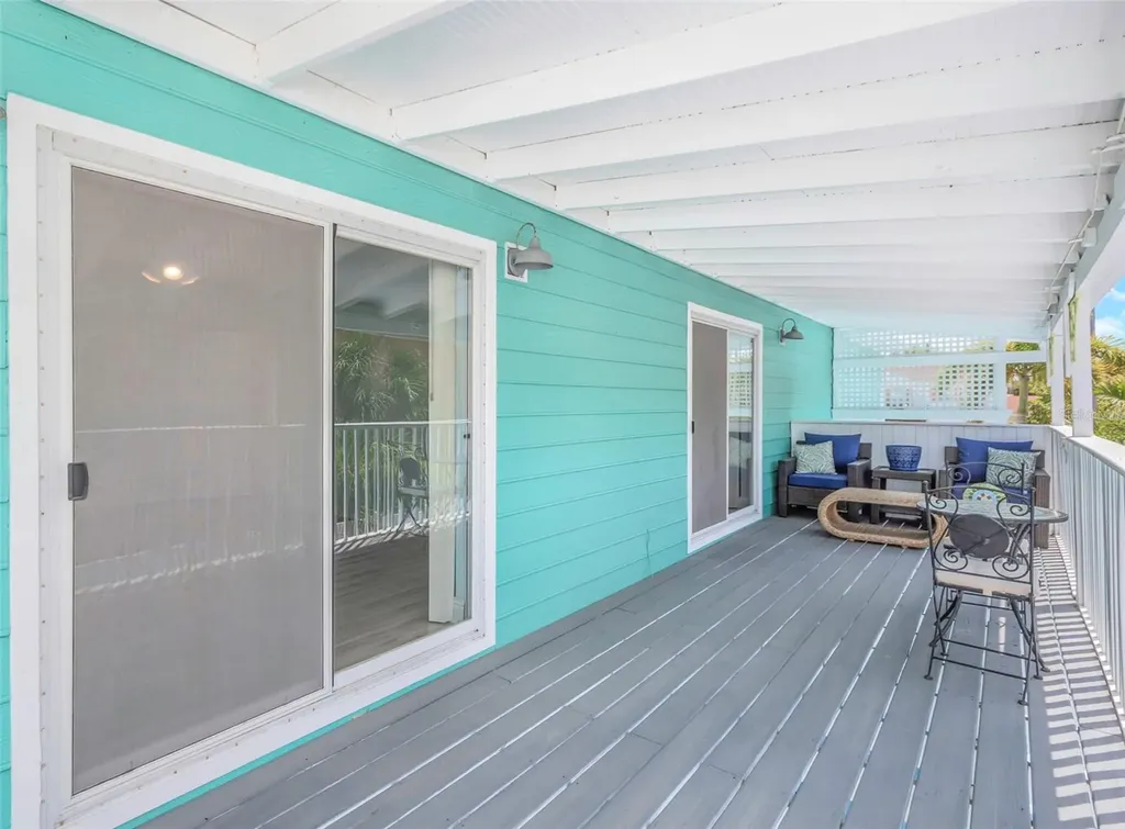 2921 Dupont Street S Gulfport FL 33707