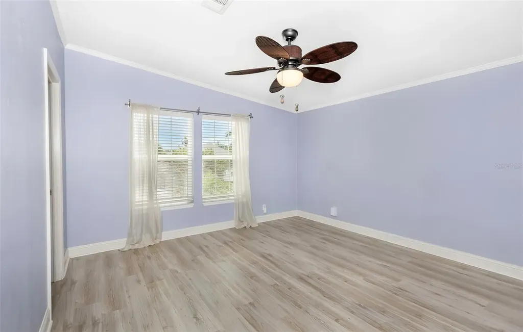 2921 Dupont Street S Gulfport FL 33707