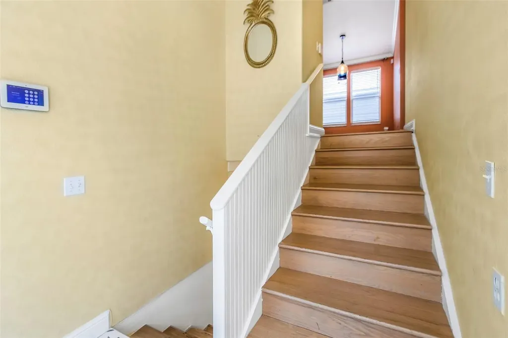 2921 Dupont Street S Gulfport FL 33707