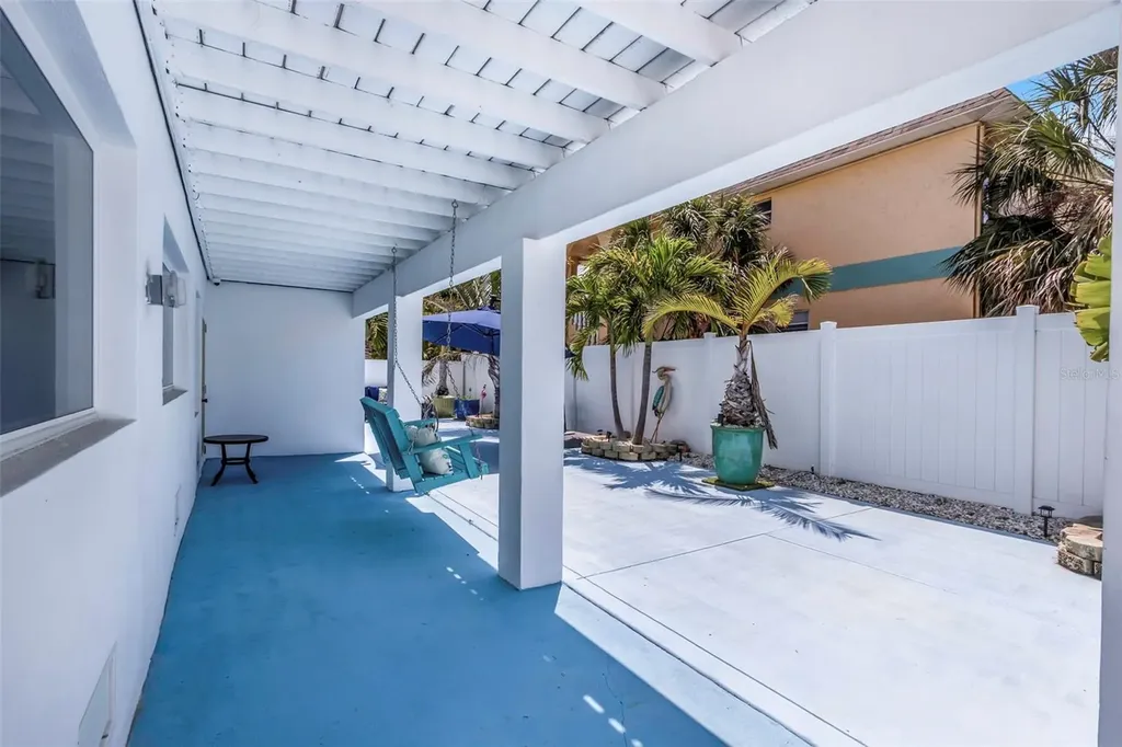 2921 Dupont Street S Gulfport FL 33707