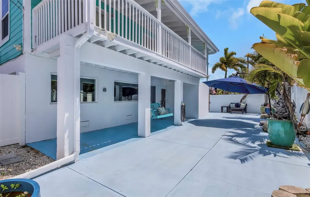 2921 Dupont Street S Gulfport FL 33707
