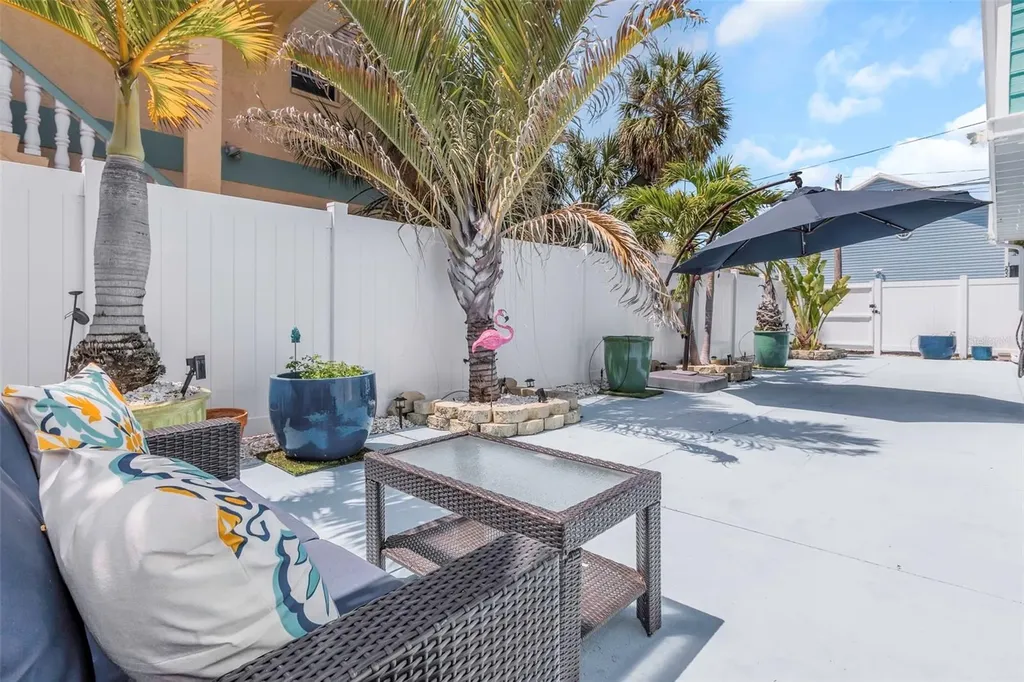 2921 Dupont Street S Gulfport FL 33707