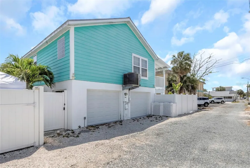 2921 Dupont Street S Gulfport FL 33707