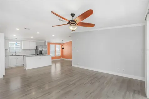 2921 Dupont Street S Gulfport FL 33707