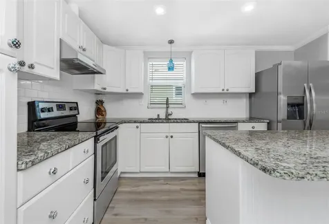 2921 Dupont Street S Gulfport FL 33707
