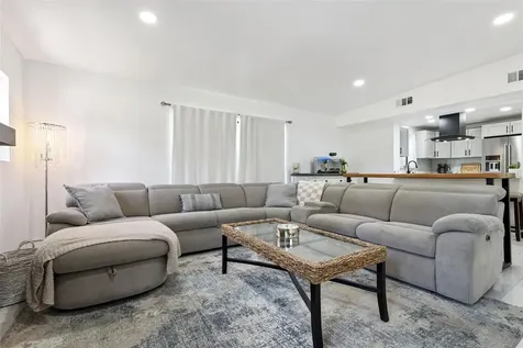 1915 Weber Street Orlando FL 32803