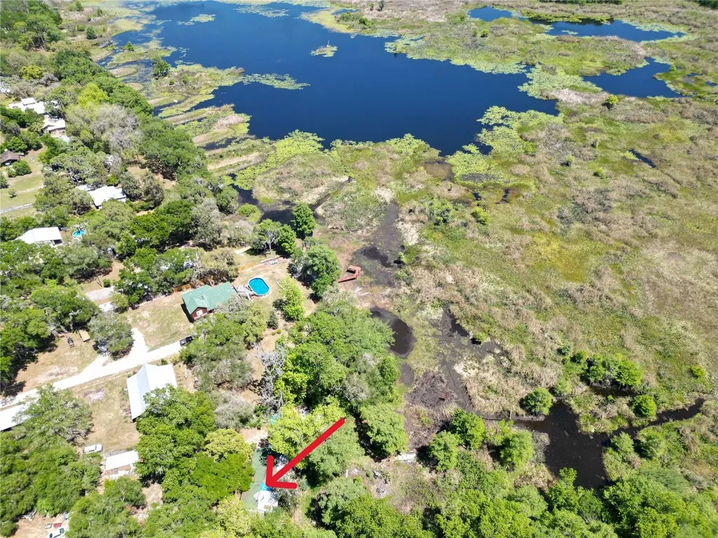 8955 S Lakeshore Drive Floral City FL 34436