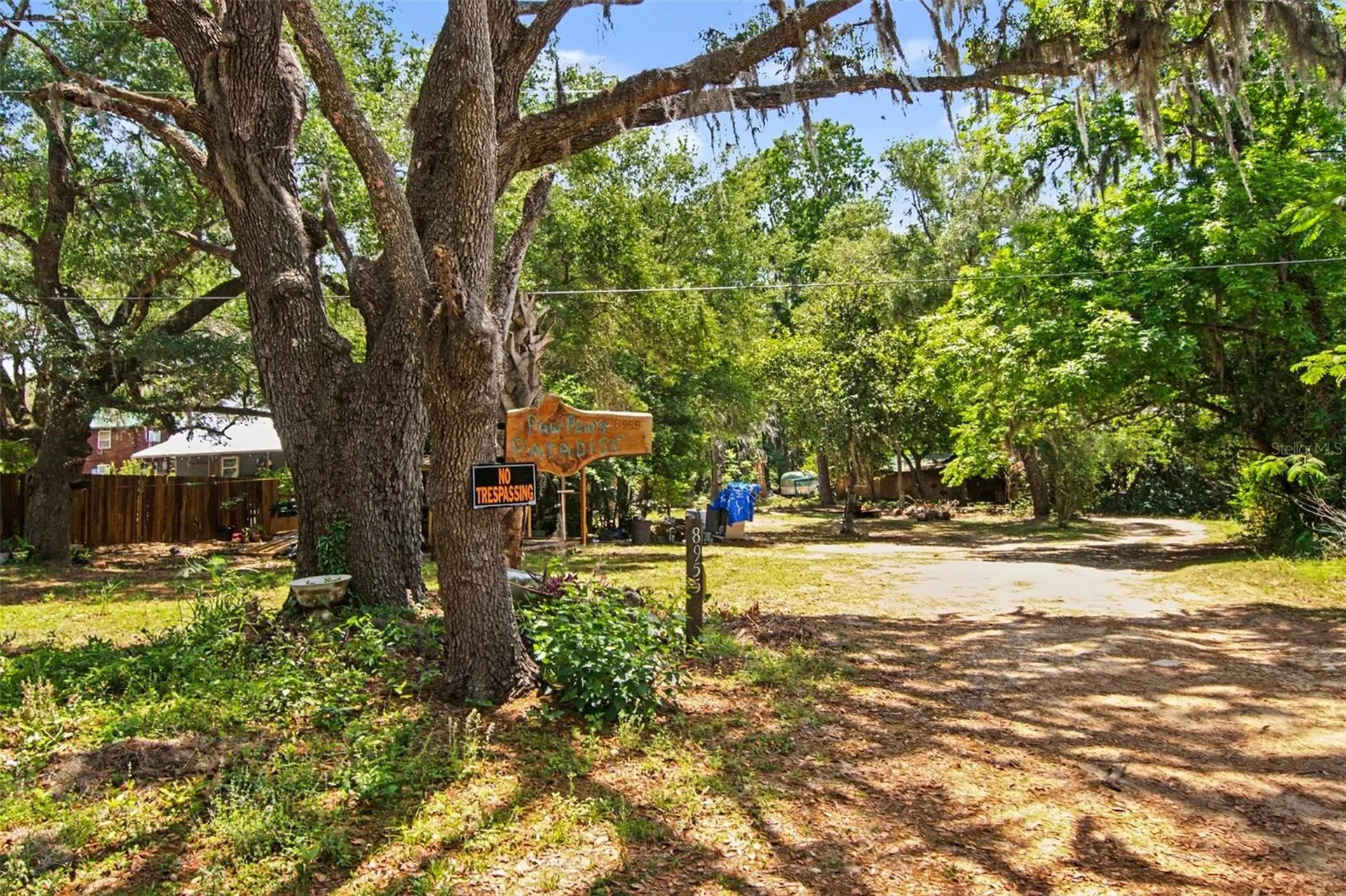 8955 S Lakeshore Drive Floral City FL 34436