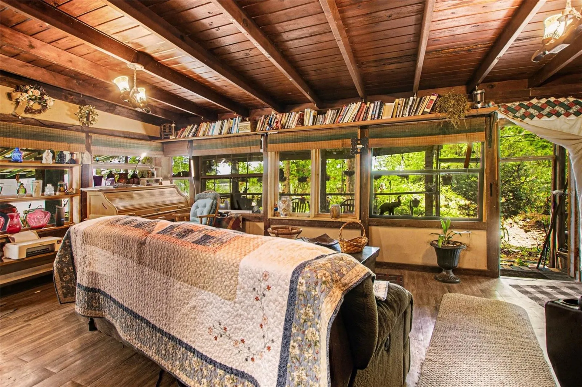 8955 S Lakeshore Drive Floral City FL 34436