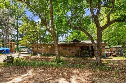 8955 S Lakeshore Drive Floral City FL 34436
