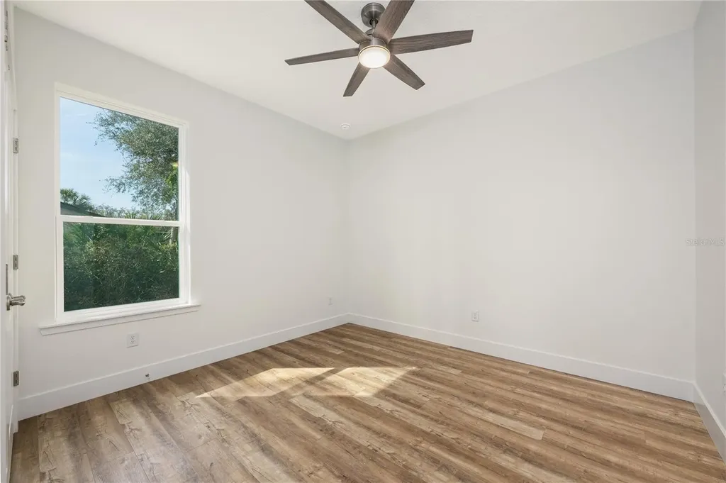 210 Paradise Drive Deland FL 32720