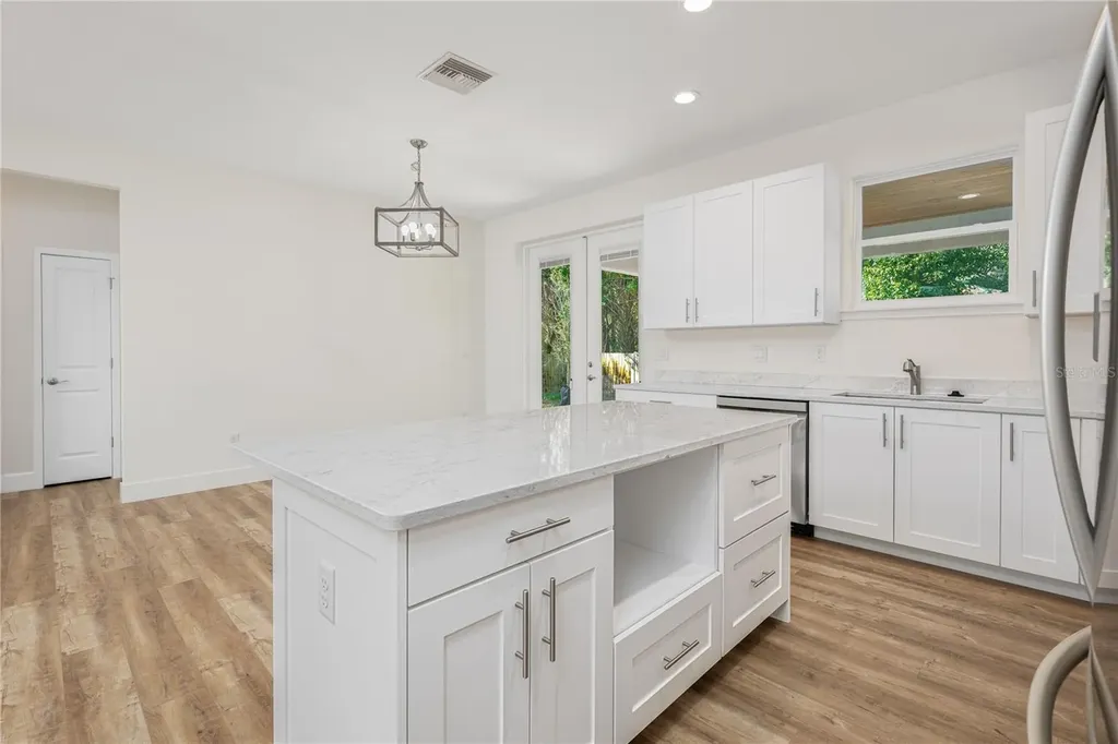210 Paradise Drive Deland FL 32720