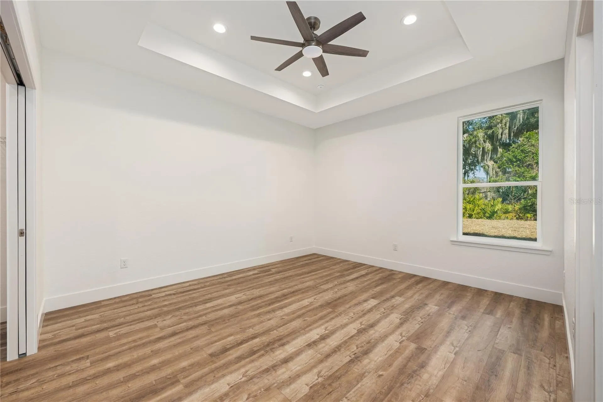210 Paradise Drive Deland FL 32720