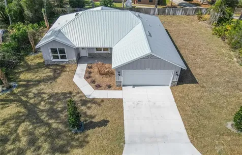 210 Paradise Drive Deland FL 32720