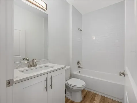 210 Paradise Drive Deland FL 32720