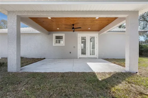 210 Paradise Drive Deland FL 32720