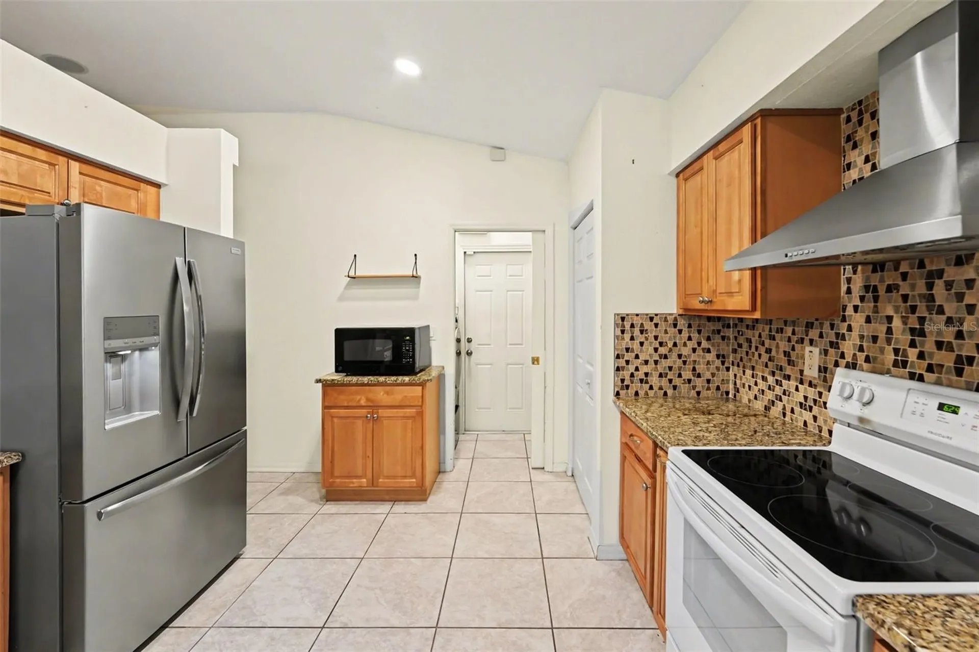 447 Dixie Highway Tarpon Springs FL 34689