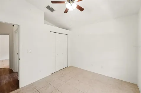 447 Dixie Highway Tarpon Springs FL 34689