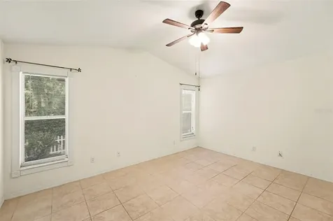 447 Dixie Highway Tarpon Springs FL 34689