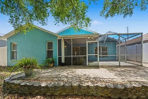 447 Dixie Highway Tarpon Springs FL 34689