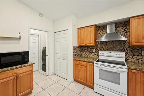 447 Dixie Highway Tarpon Springs FL 34689