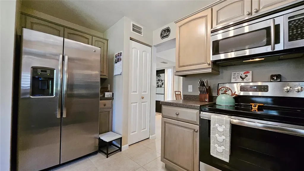 21 Mid Pines Circle Palm Coast FL 32137