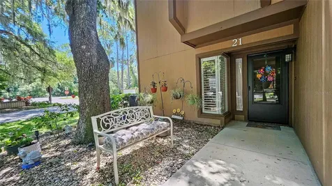21 Mid Pines Circle Palm Coast FL 32137