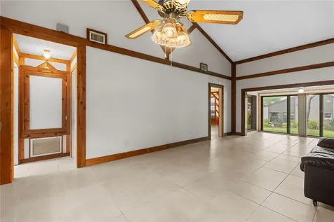 497 Meadowood Boulevard Fern Park FL 32730