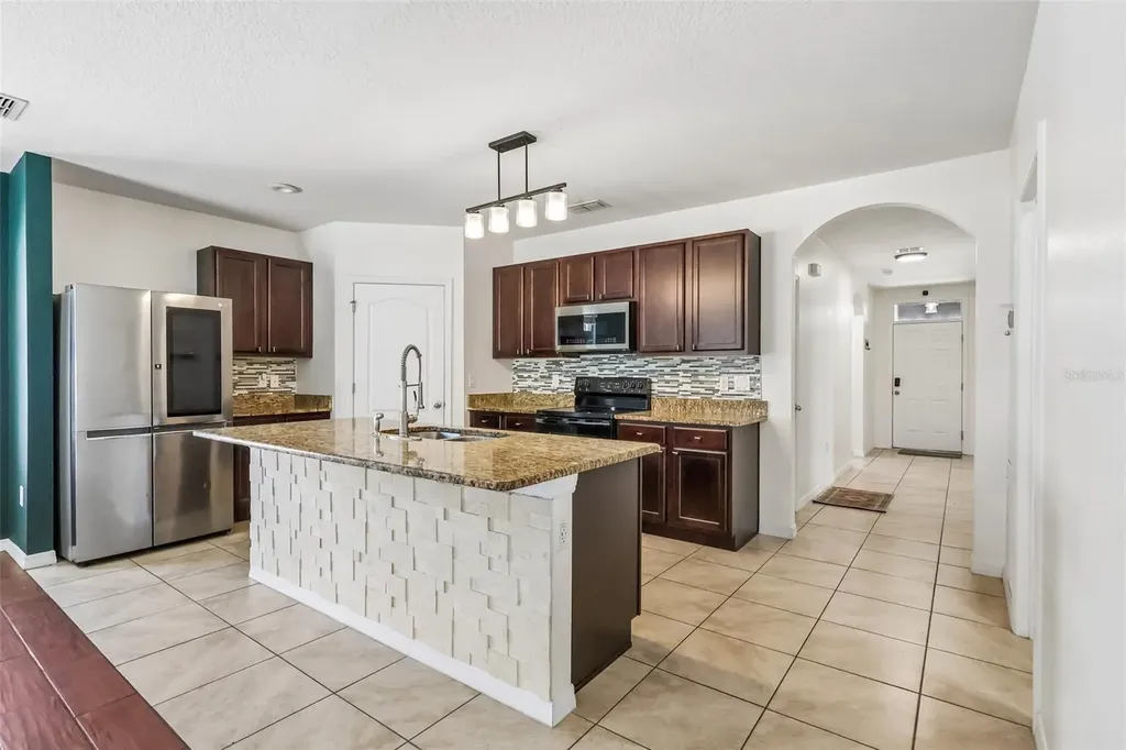 476 Squires Grove Drive Winter Haven FL 33880
