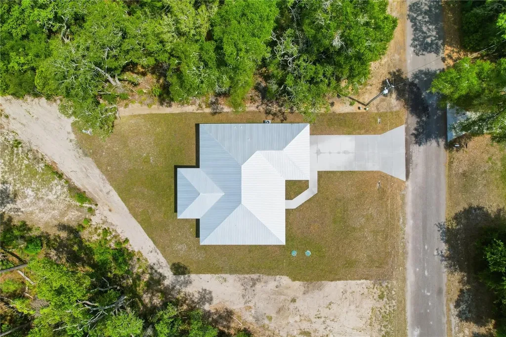 124 Guava Terrace Ocklawaha FL 32179