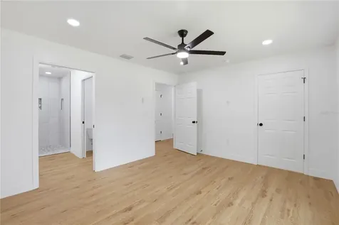 124 Guava Terrace Ocklawaha FL 32179
