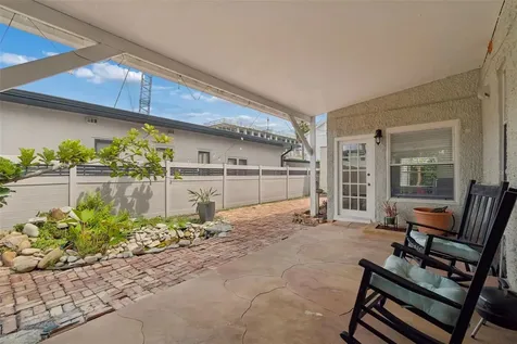 2502 W North A Street Tampa FL 33609