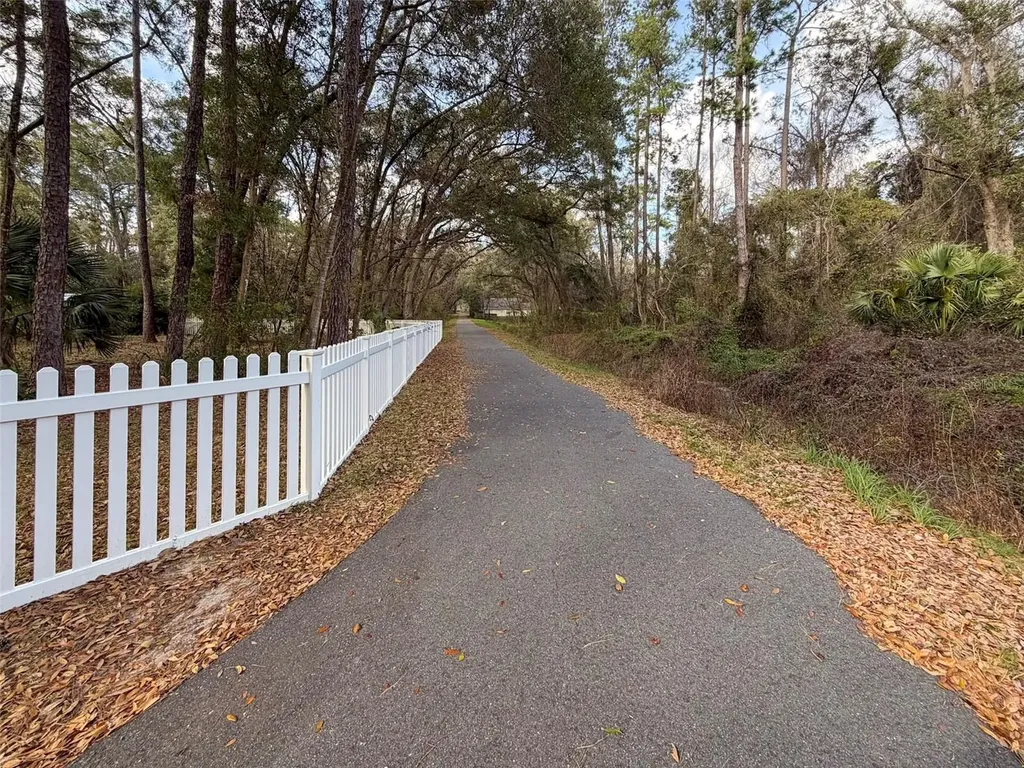 9232 NW 17th Place Gainesville FL 32606
