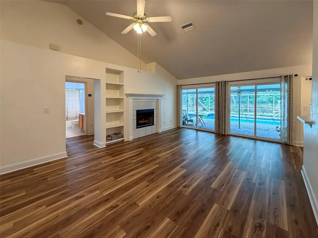 9232 NW 17th Place Gainesville FL 32606
