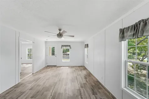 42039 Cherry Avenue Deland FL 32720