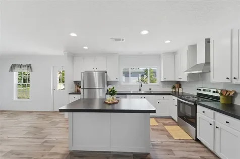 42039 Cherry Avenue Deland FL 32720