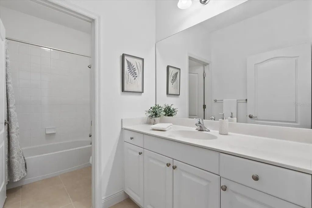 7526 Ridgelake Circle Bradenton FL 34203