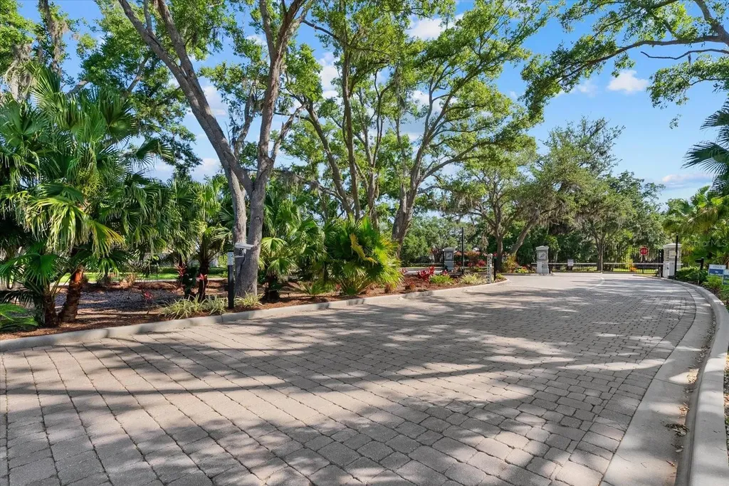 7526 Ridgelake Circle Bradenton FL 34203