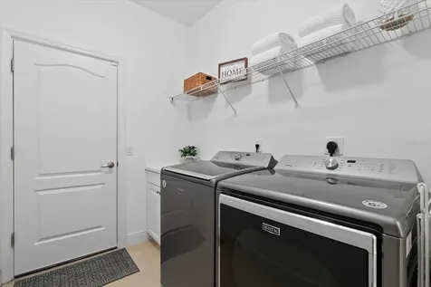 7526 Ridgelake Circle Bradenton FL 34203