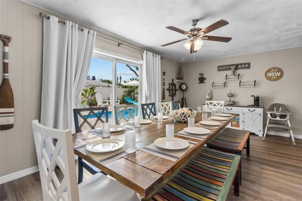 3507 Oxford Drive W Bradenton FL 34205