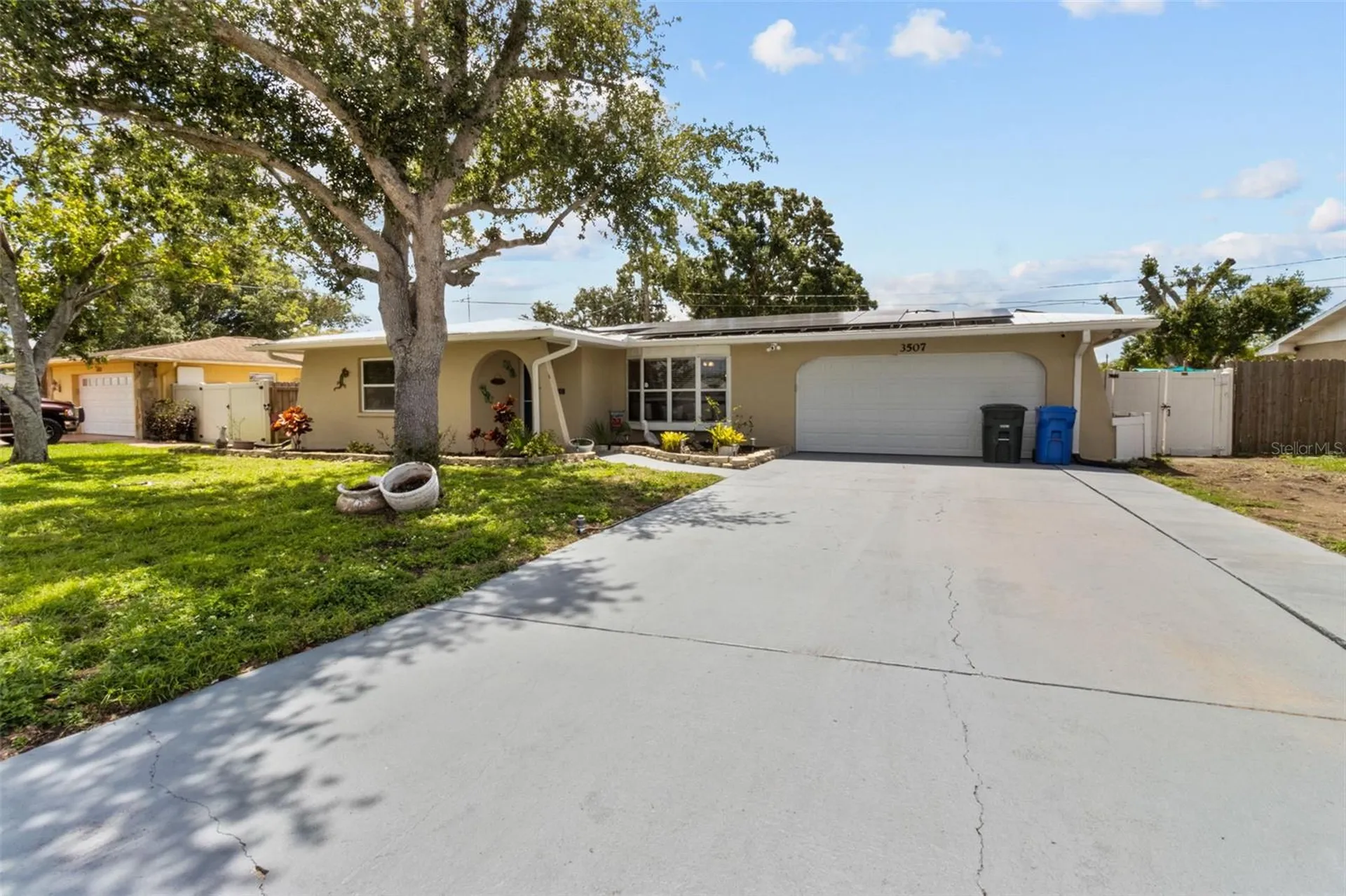 3507 Oxford Drive W Bradenton FL 34205